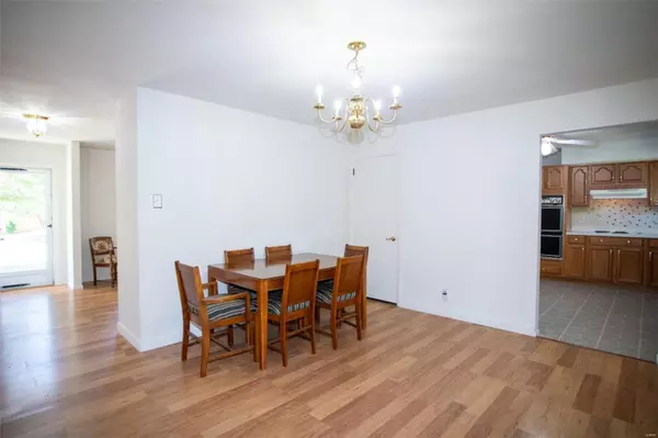 St Charles, MO 63301,420 Quentin DR