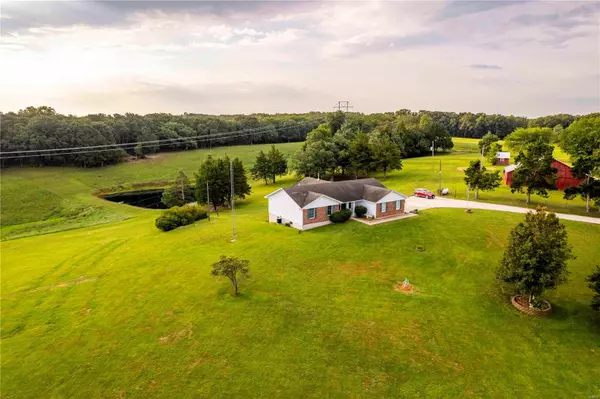 Wellsville, MO 63384,150 Peery RD