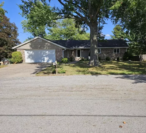 29 Lake Apollo DR, Hannibal, MO 63401