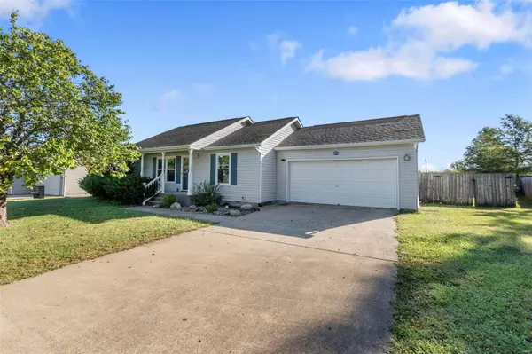 240 Melissa's DR,  Jackson,  MO 63755