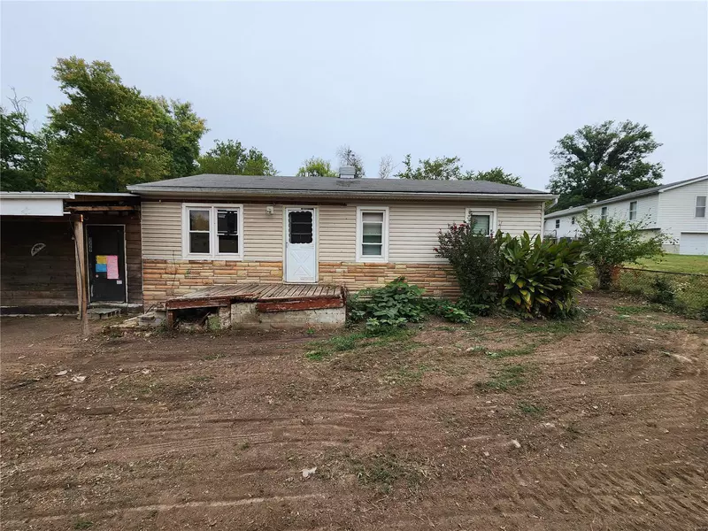 2229 School DR, Pevely, MO 63070