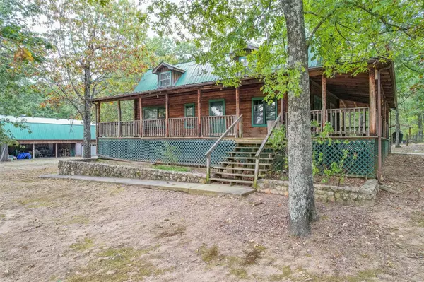 315 Carter 237, Ellsinore, MO 63937