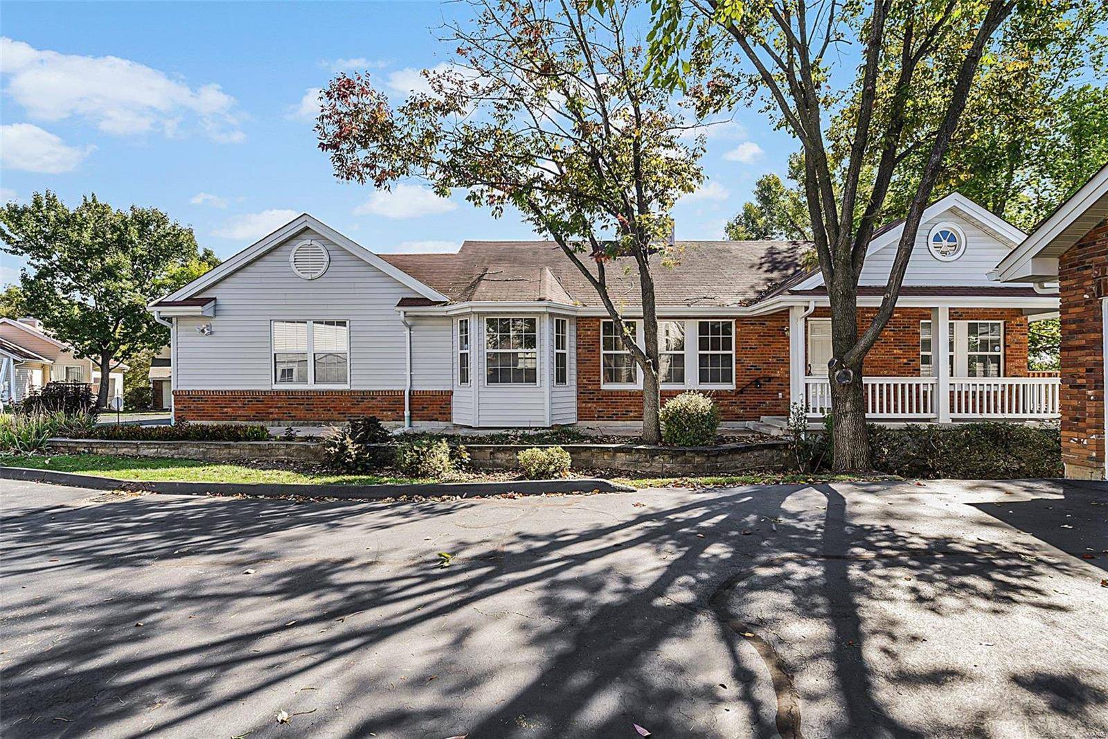 13047 Midfield TER, St Louis, MO 63146