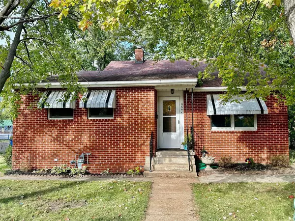 664 Lincoln AVE, East Alton, IL 62024