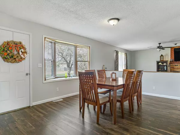 Troy, IL 62294,8408 Country LN