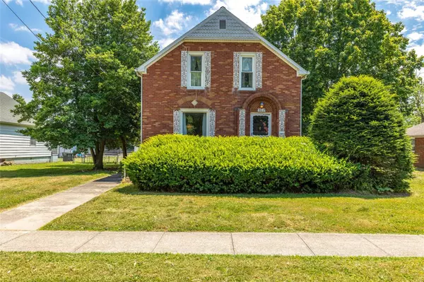 Litchfield, IL 62056,308 E Columbia ST
