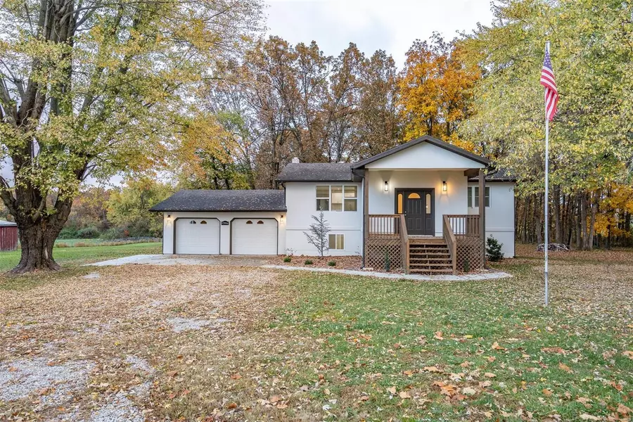 17996 Dove RD, Phillipsburg, MO 65722