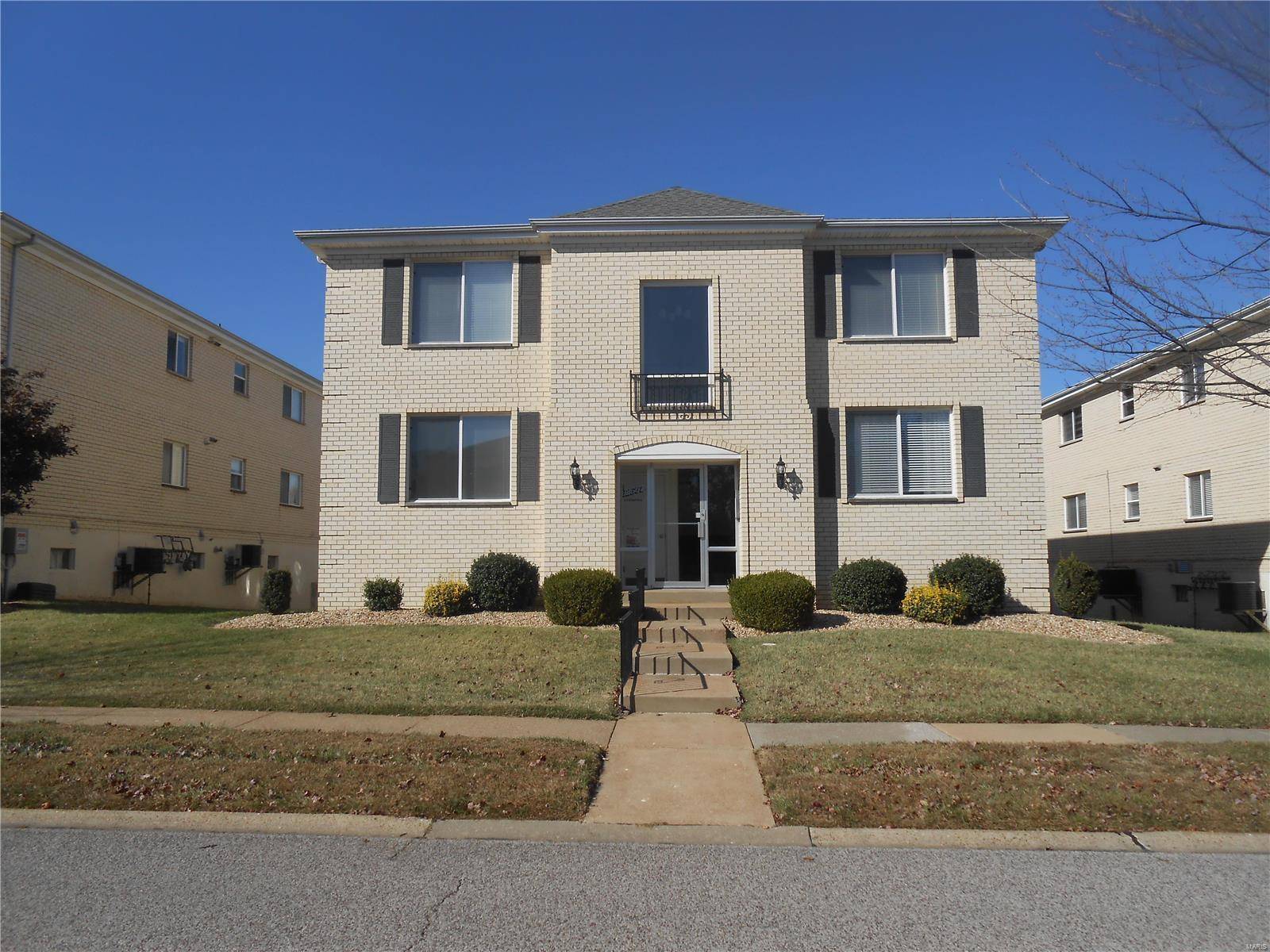Unincorporated, MO 63128,12567 Chardin PL #4