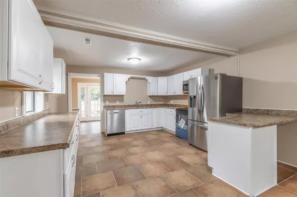 Naylor, MO 63953,107 Cleveland ST