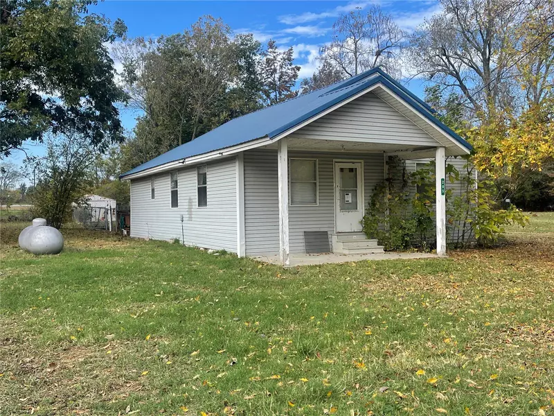 205 N Maple ST, Bragg City, MO 63827