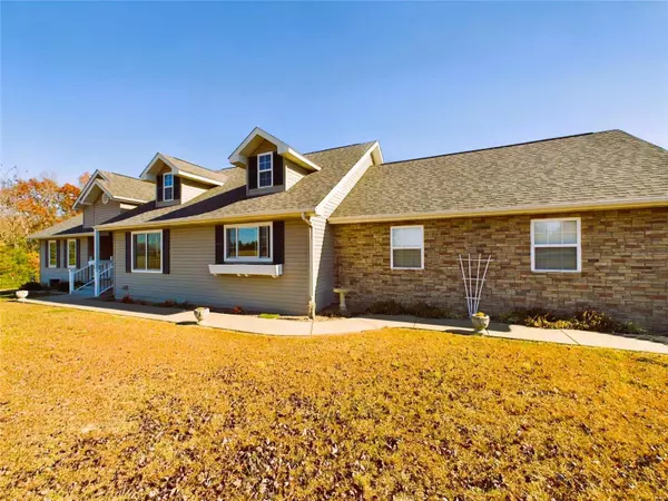 Richland, MO 65556,30190 Utica DR