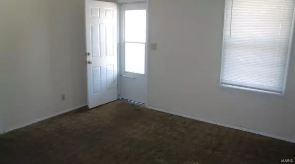Charleston, MO 63834,1011 S Main ST