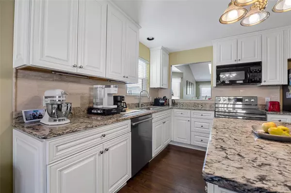 St Charles, MO 63301,2937 Twin Ridge DR #19A