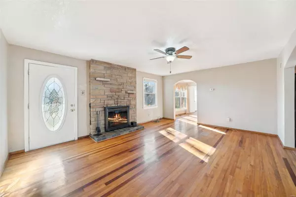 O'fallon, MO 63366,211 W Pitman
