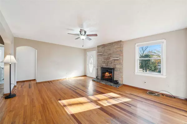 O'fallon, MO 63366,211 W Pitman
