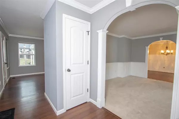 St Peters, MO 63304,633 Bull Valley DR