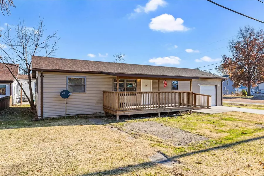 311 N Jersey ST, Gillespie, IL 62033