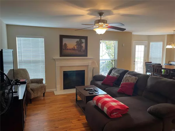 Maryville, IL 62062,6825 Hampshire CT
