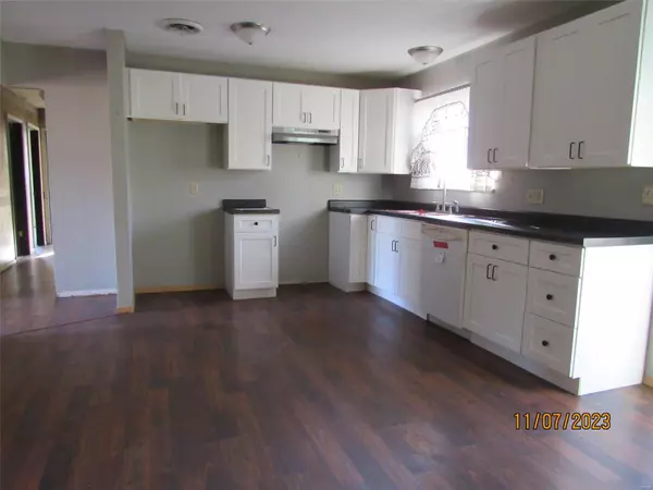 Winfield, MO 63389,131 Jewel DR