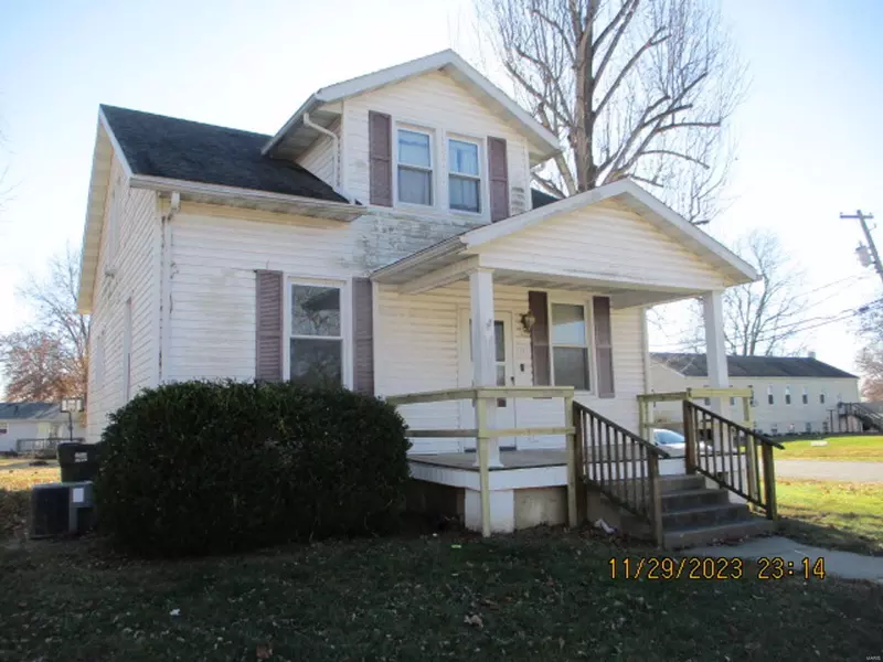 902 BELSHA ST, New Athens, IL 62264