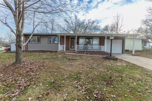 2433 W Adams ST, St Charles, MO 63301