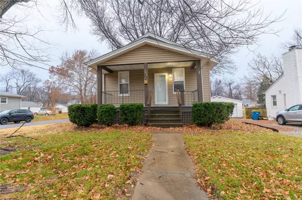 723 Sheridan AVE, Edwardsville, IL 62025