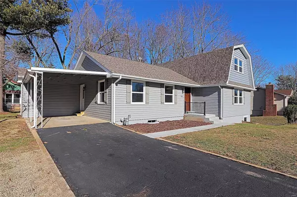 402 Helber DR,  Farmington,  MO 63640