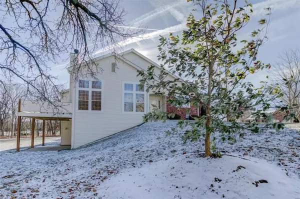 Lake St Louis, MO 63367,811 Waterford Villas DR #6