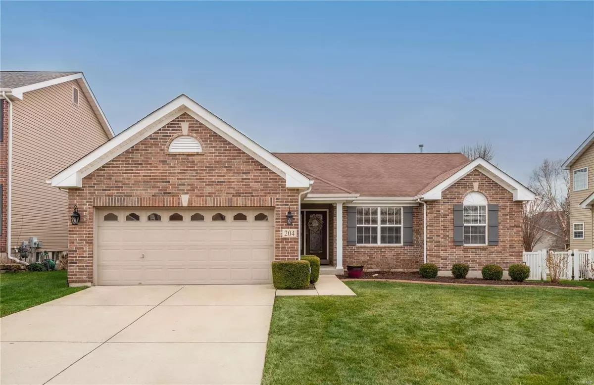 Lake St Louis, MO 63367,204 Graygate CT