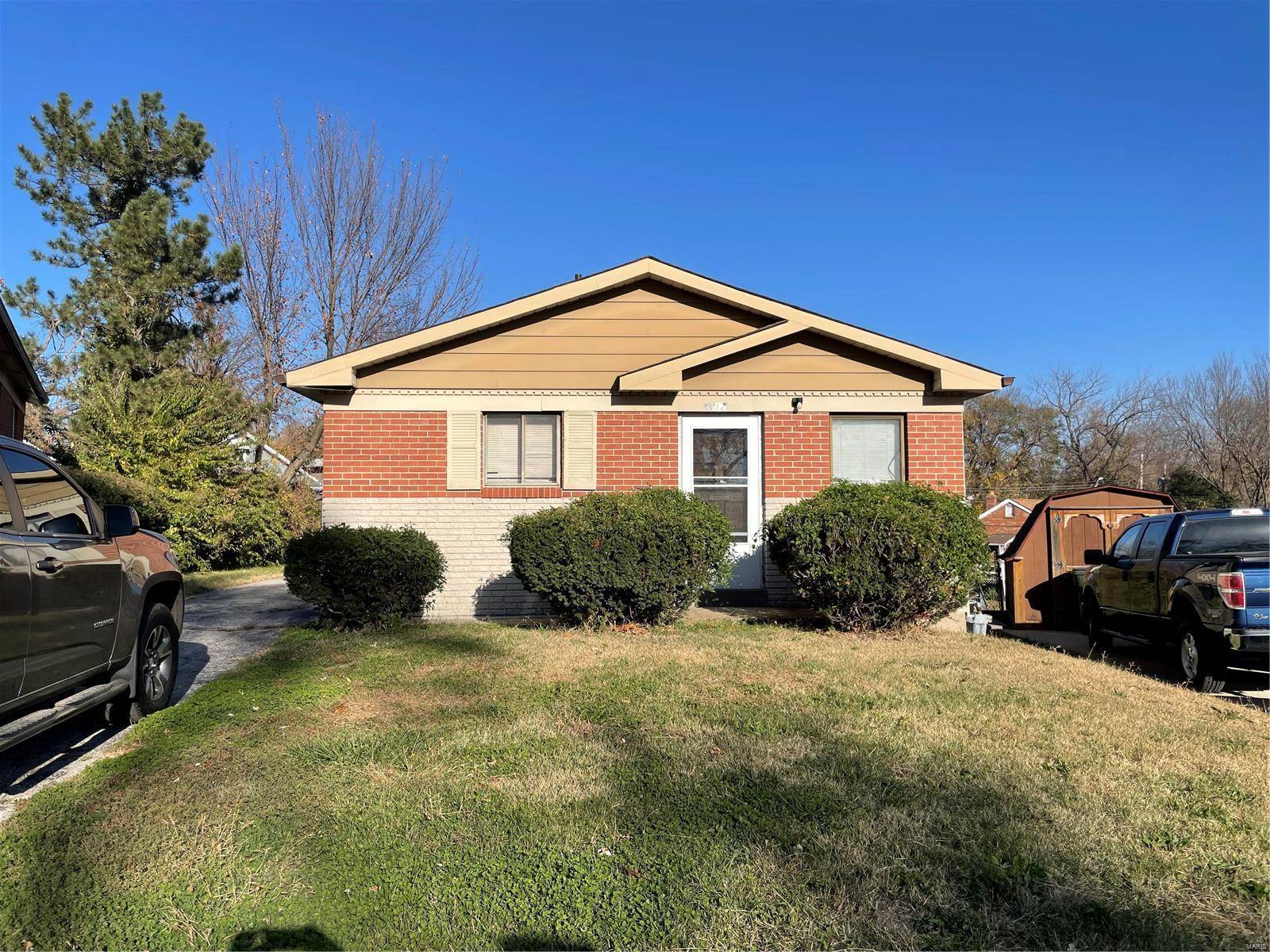 8312 Peggy CT, St Louis, MO 63147