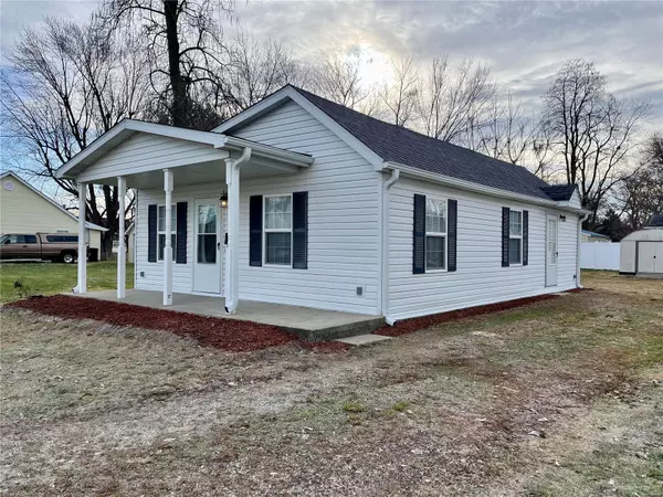 Jerseyville, IL 62052,702 Second St