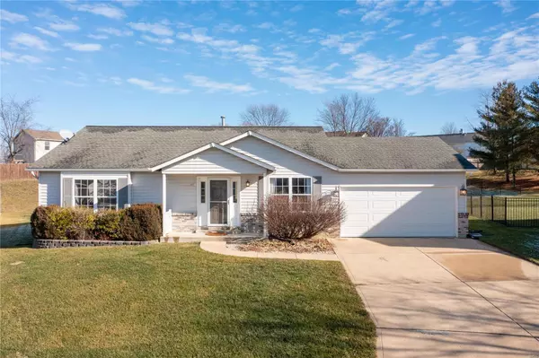 10 Tower Park CT, St Charles, MO 63304