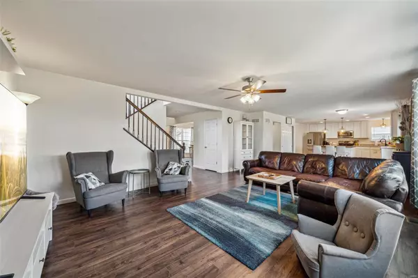 O'fallon, MO 63366,809 Crestwood CT