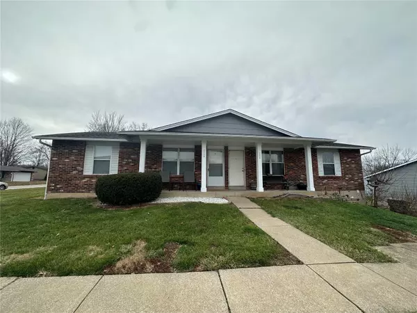 111 Del Oro DR, St Peters, MO 63376
