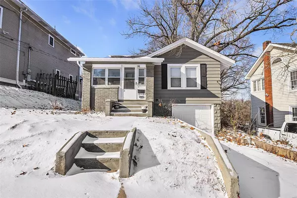 Alton, IL 62002,1604 Langdon ST