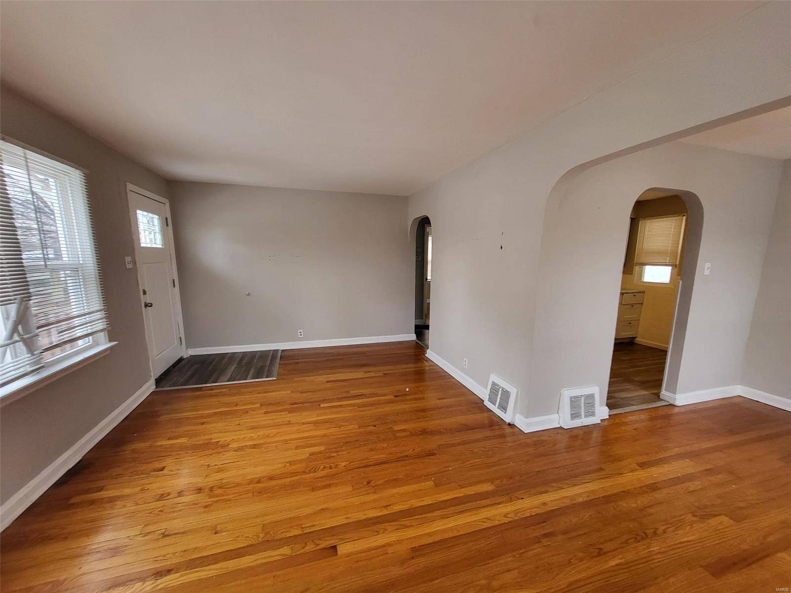 St Louis, MO 63133,7804 Monroe DR