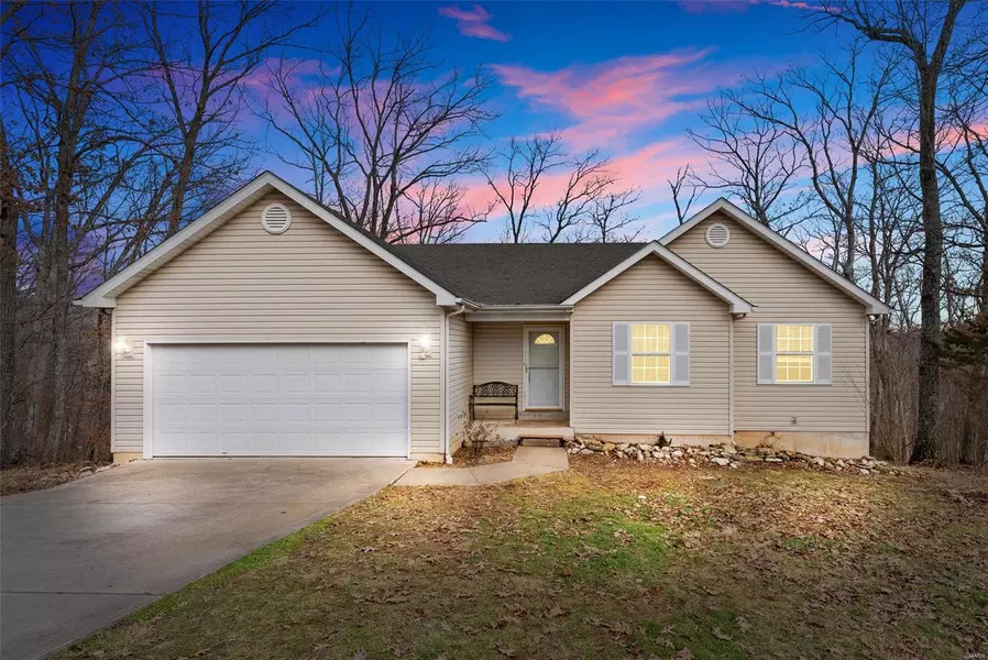 998 Sword CT, Marthasville, MO 63357