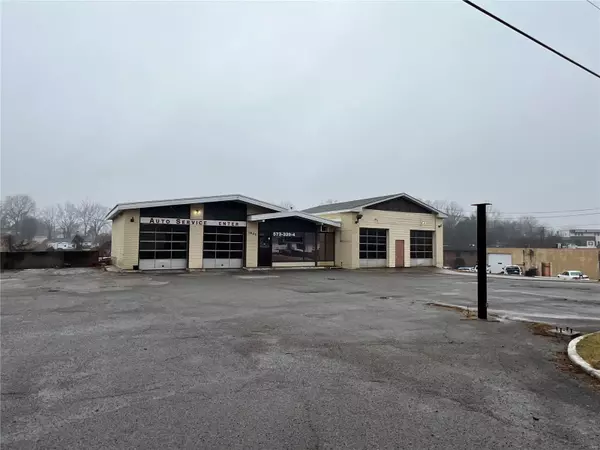 1401 N Kingshighway ST,  Cape Girardeau,  MO 63701