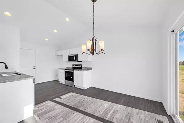 Troy, MO 63379,52 Brussels Valley Dr.