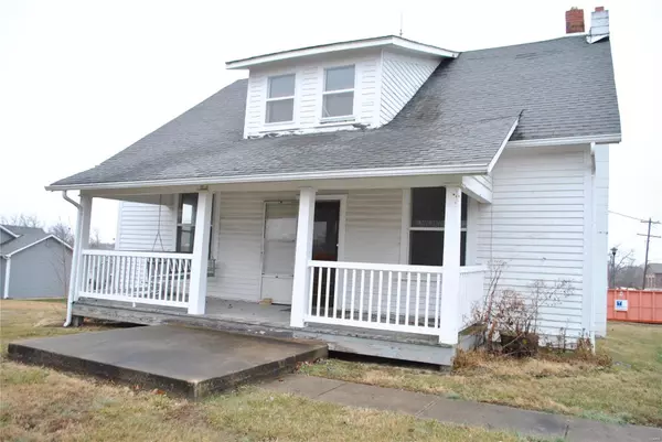 1904 Peine RD, Wentzville, MO 63385