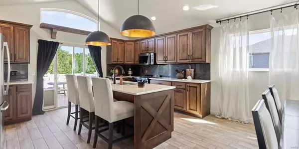 226 Gala DR, Hannibal, MO 63401