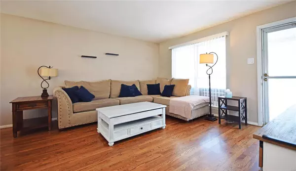 Unincorporated, MO 63123,10526 MEATH DR