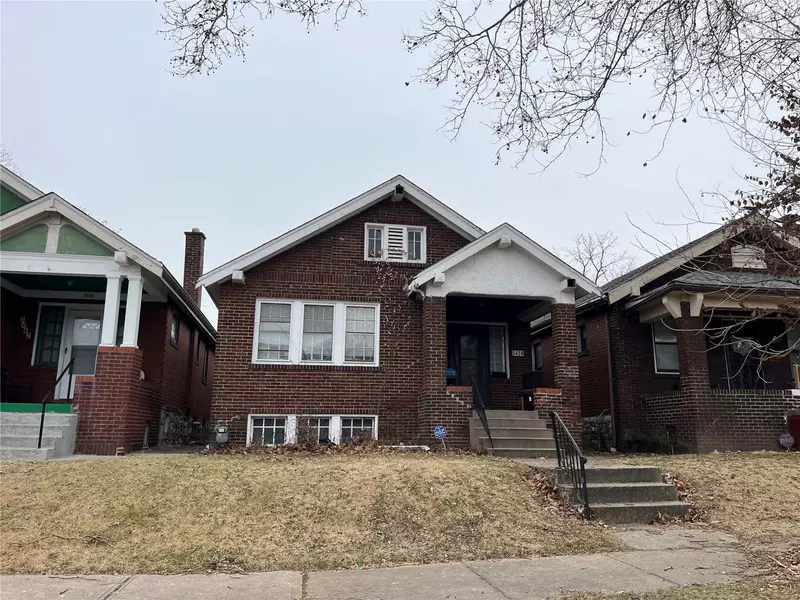 5458 Arlington AVE, St Louis, MO 63120