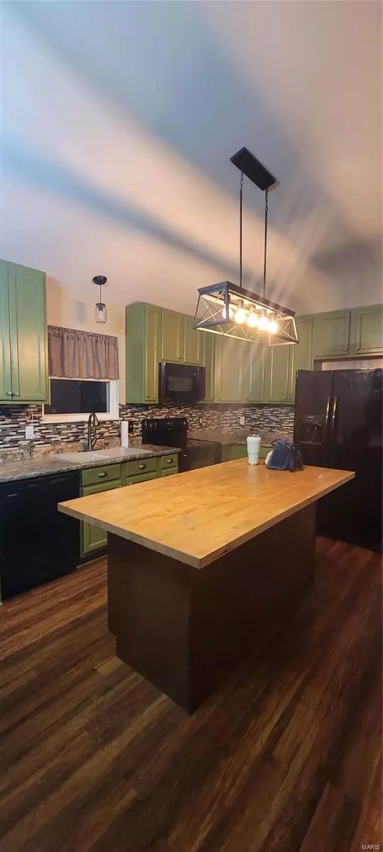 Jonesburg, MO 63351,112 Grant DR