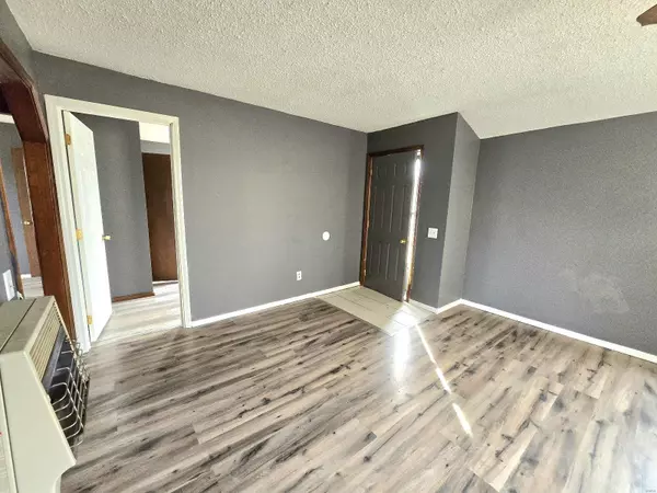 Dexter, MO 63841,14 N Leota ST