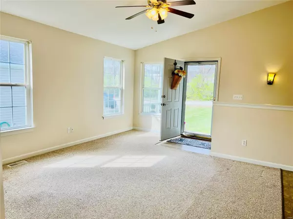 Pacific, MO 63069,1464 Meramec AVE