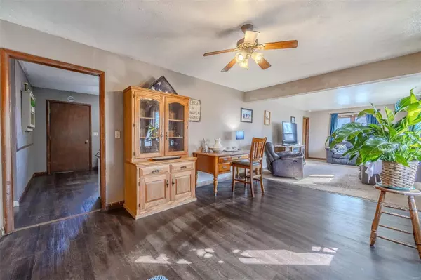 Richland, MO 65556,604 Cedar ST