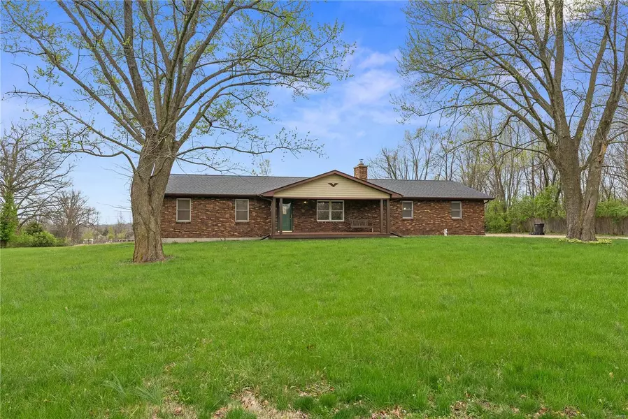 2246 E Highway 47, Winfield, MO 63389