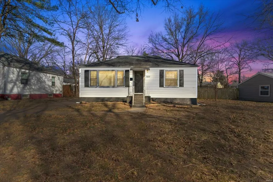 7811 Underhill DR, St Louis, MO 63133