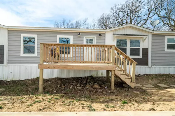 Dixon, MO 65459,33679 Maries Road 503